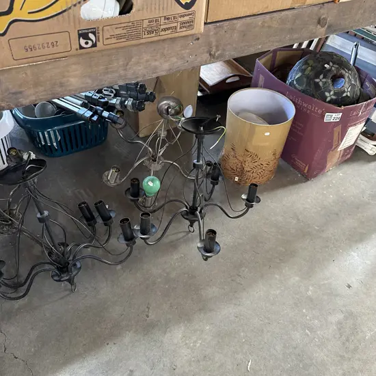 Large bay lot light fittings etc
