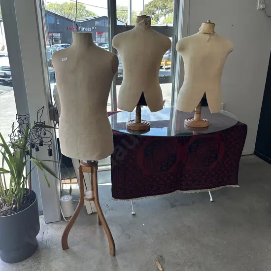 Set Antique dressmakers models