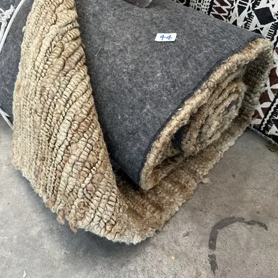 Large Sisal rug 4.4m x 4.8m excellent condition, felted underneath