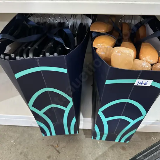 2 bags hangers