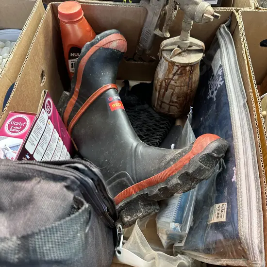 Red band gumboots size 4,oil,air sprayer etc