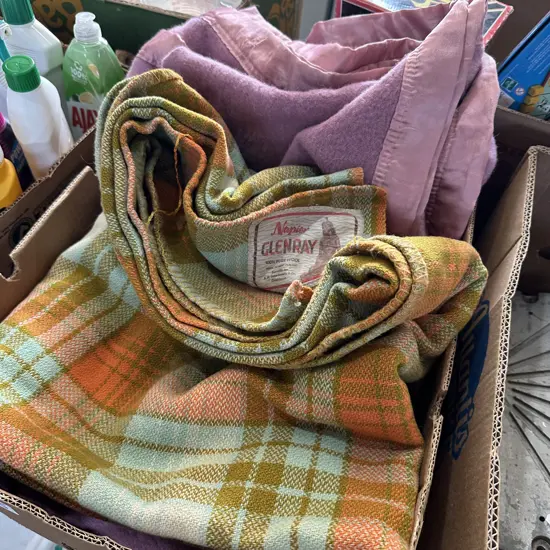 2 vintage blankets
