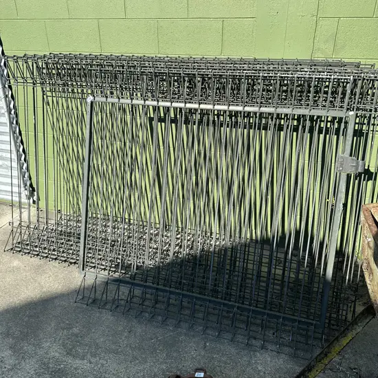 7 pool fencing panels