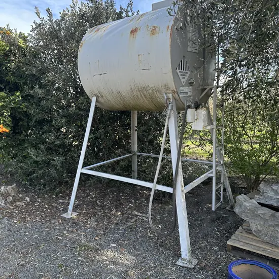 Large Steel fuel tank - 2000 litres