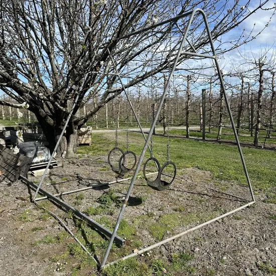 Old school tire swing