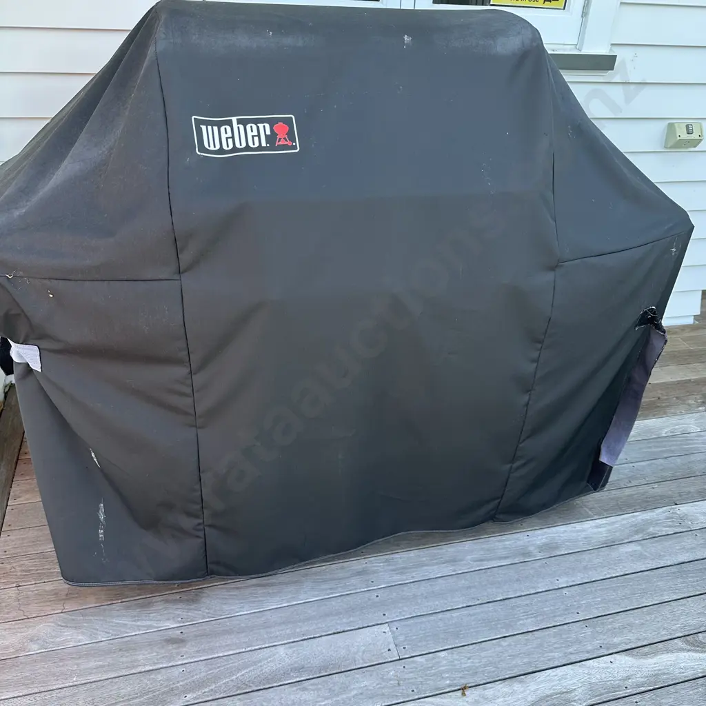 4 Burner Weber gas BBQ with cover  (3 pics) Image 1++