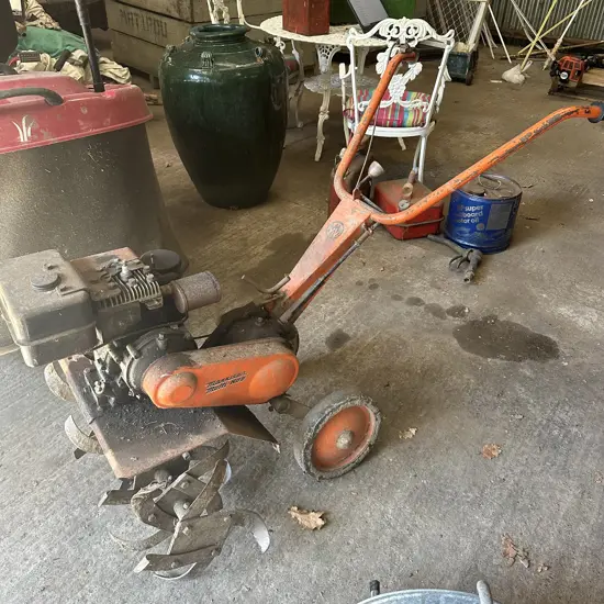 morrison multi hoe - working