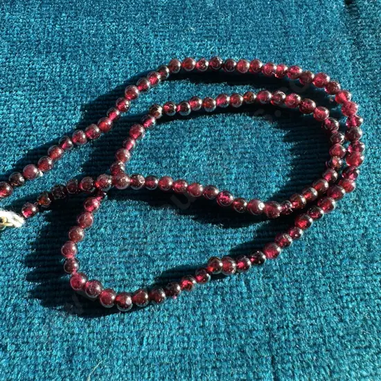 Garnet necklace 44cm