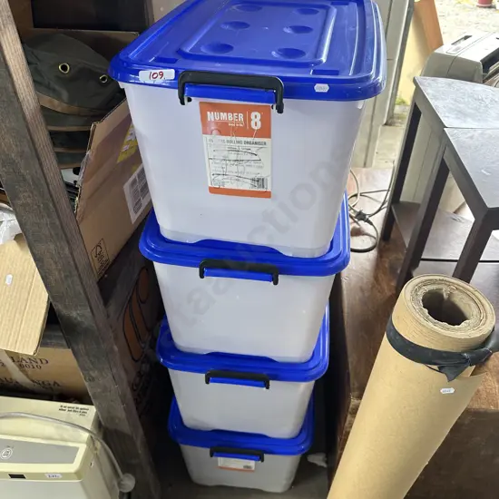 4 good plastic bins