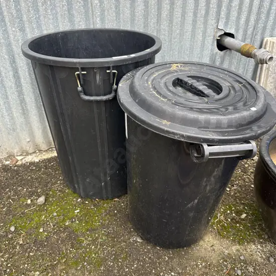 2 Bins