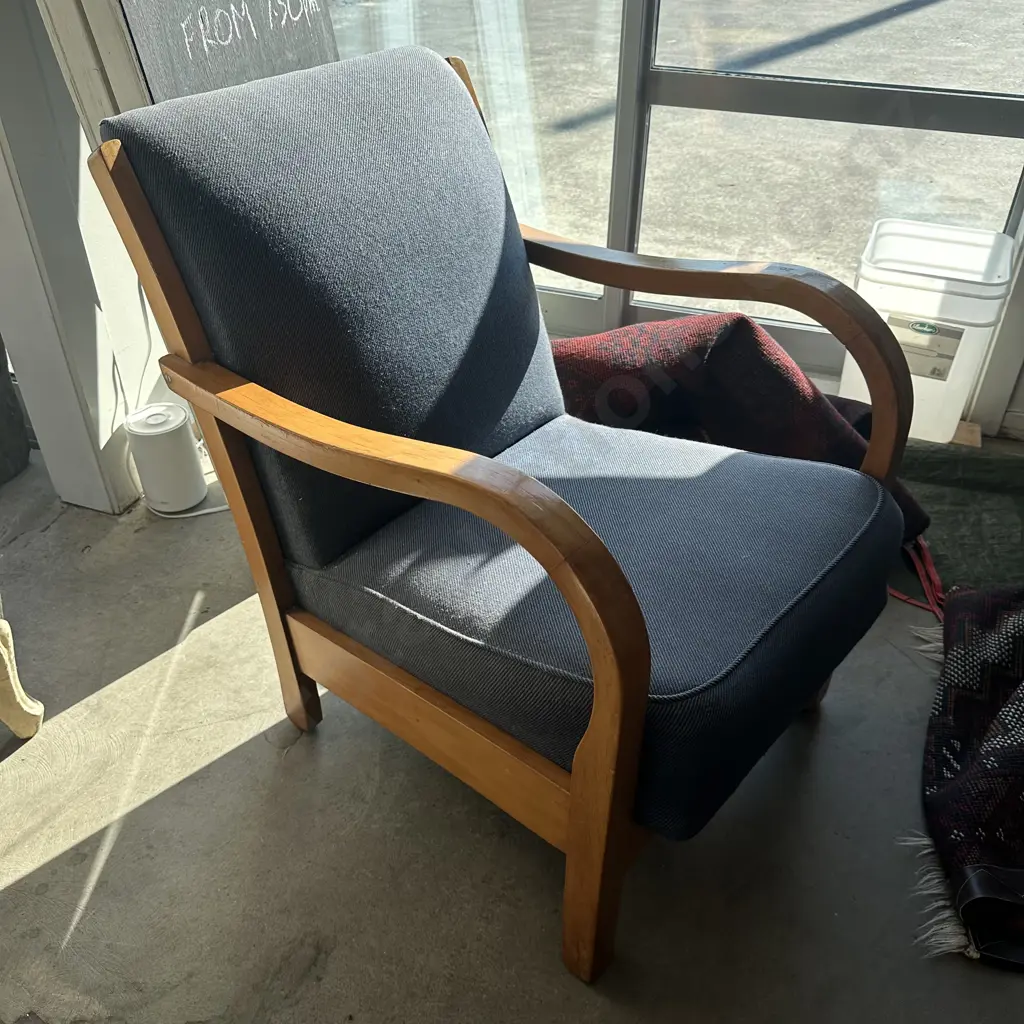 1940s Fireside chair Image 1++