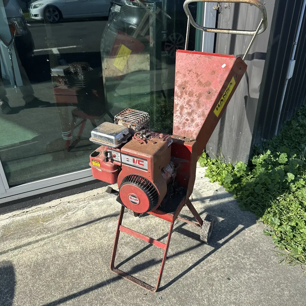Hansa 5hp chipper - as is Image 1++