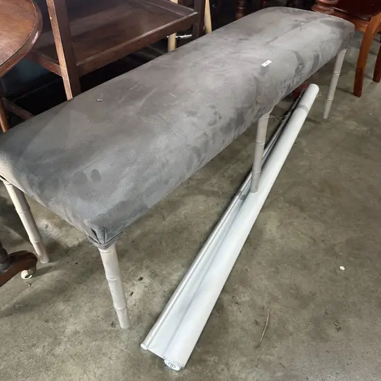 Black out roller and bench seat