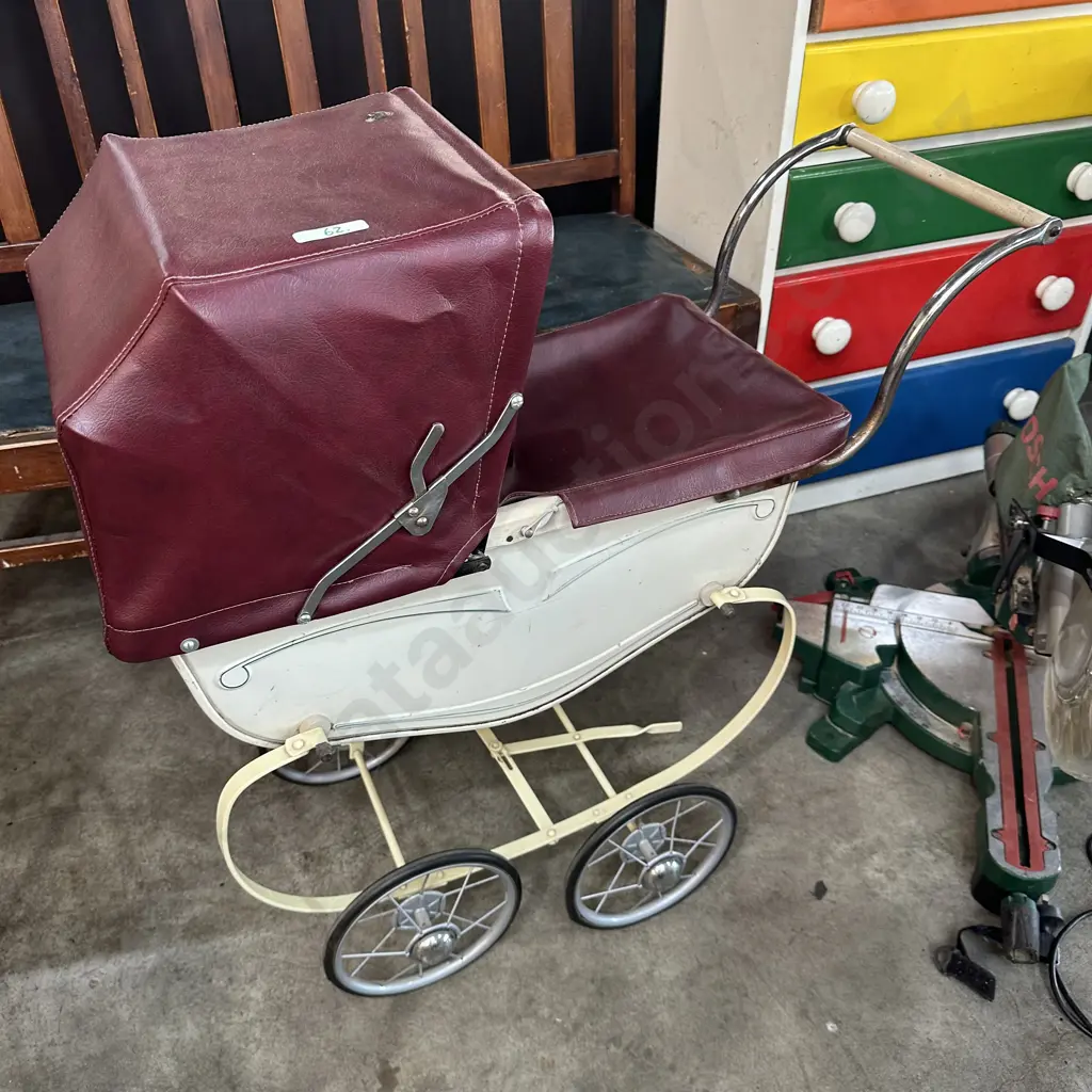 Restored Edwardian pram Image 1++