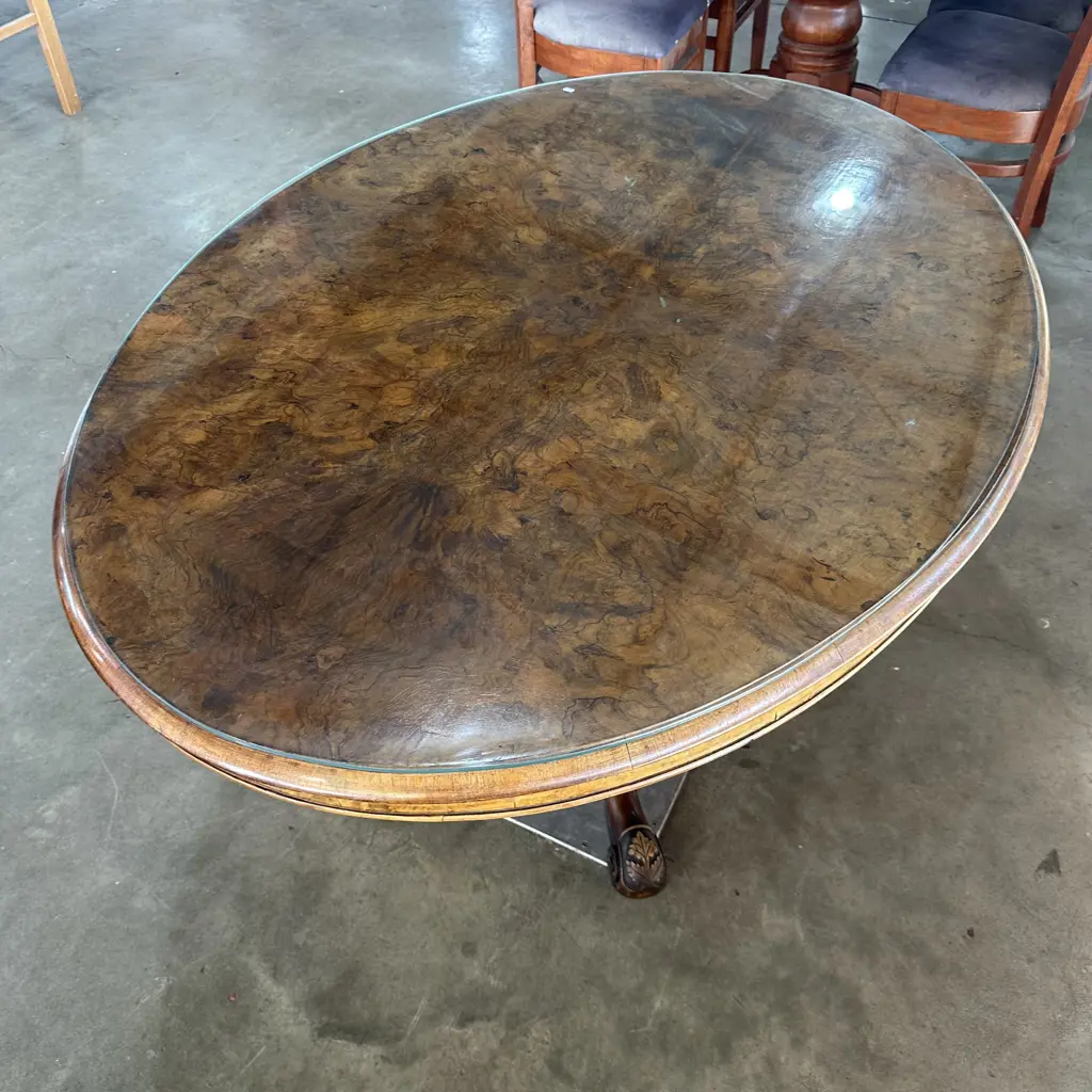 Burr Walnut Antique table c1850 plus 6 chairs Image 1++
