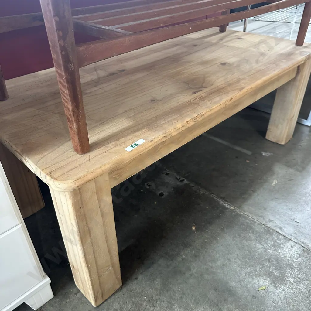 Rustic Pine table Image 1++