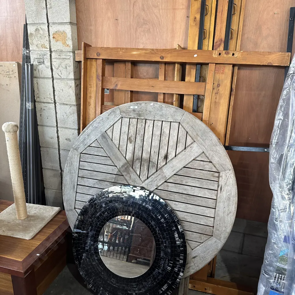 Bedends, outdoor table & mirror - all average Image 1++