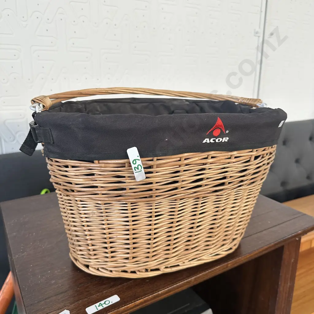 Bike grocery basket Image 1++