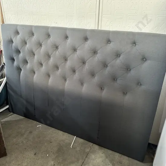 Large buttoned headboard 1900mm
