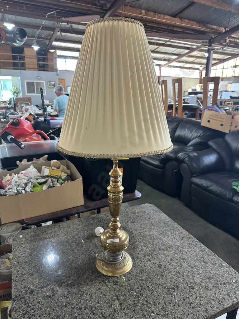 Large Brass lamp Image 1++