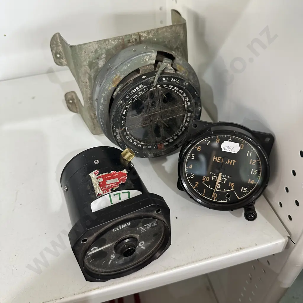 Compass and aeroplane gauges Image 1++