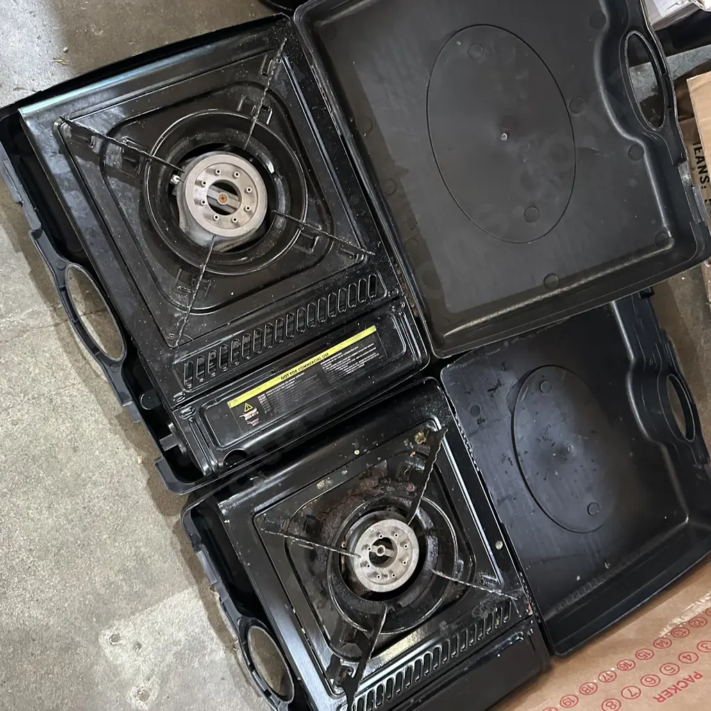 2 portable camp stoves Image 1++