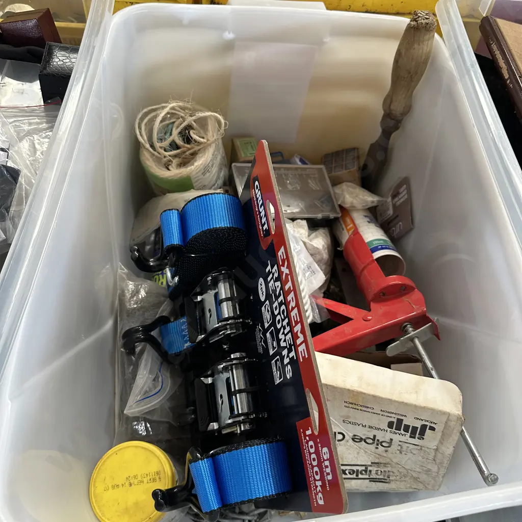 Bin, new strops, hardware etc. Image 1++