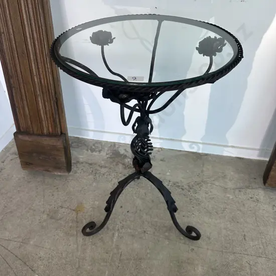 Decorative metal base table
