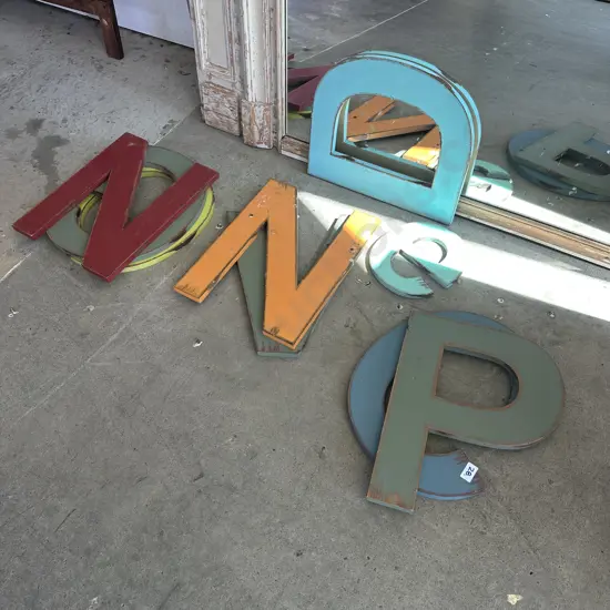 9 wooden letters