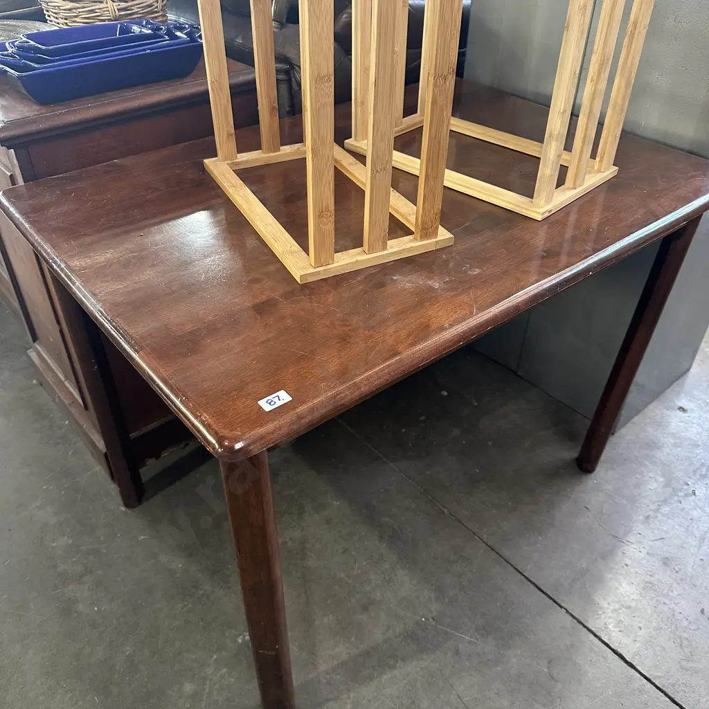 Kitchen table Image 1++