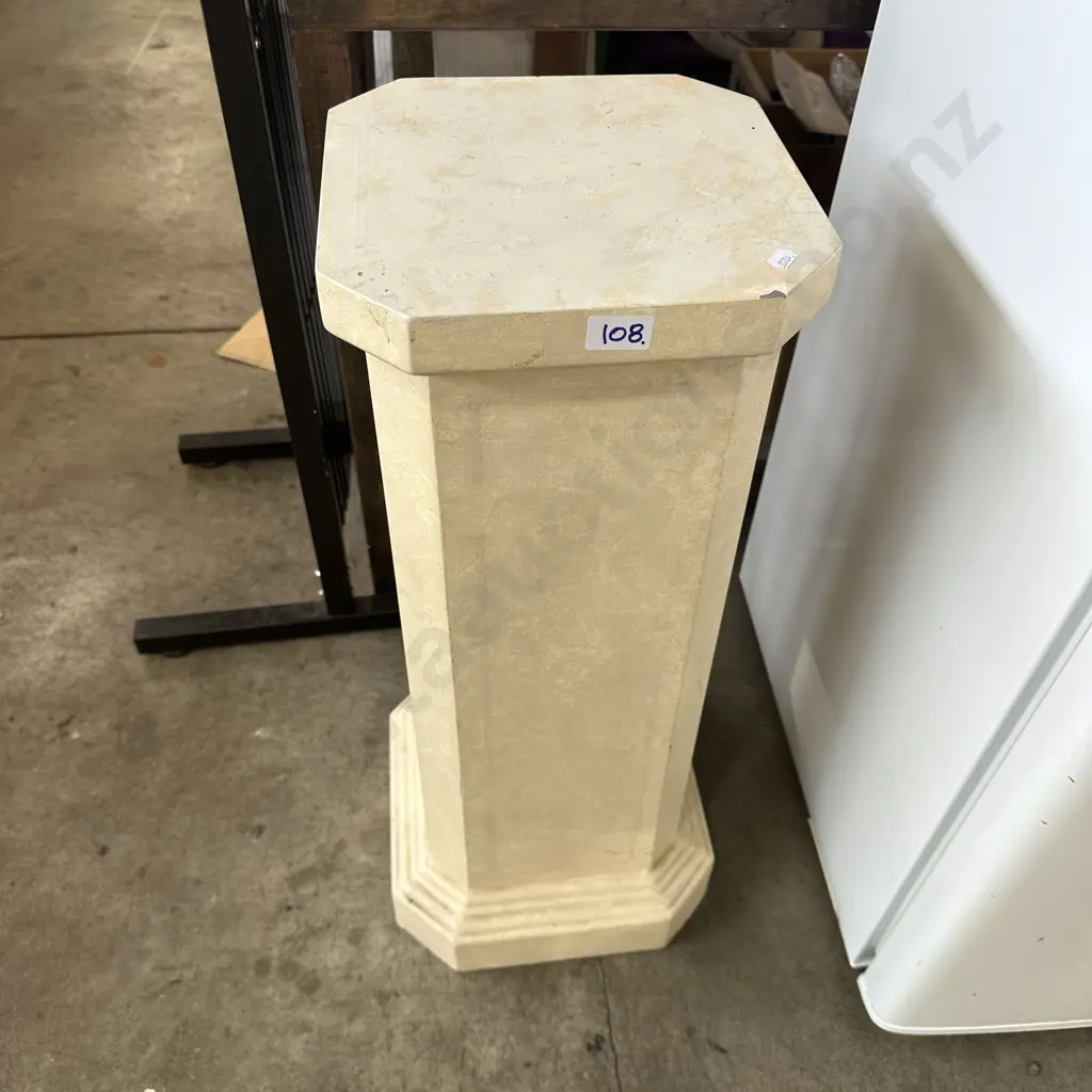 Plaster planter column 700mm Image 1++