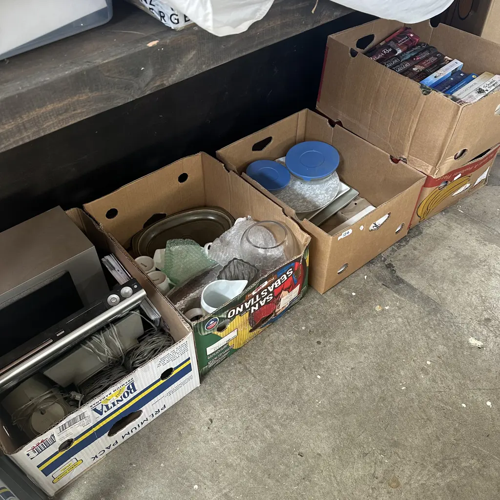 5 box lots Image 1++