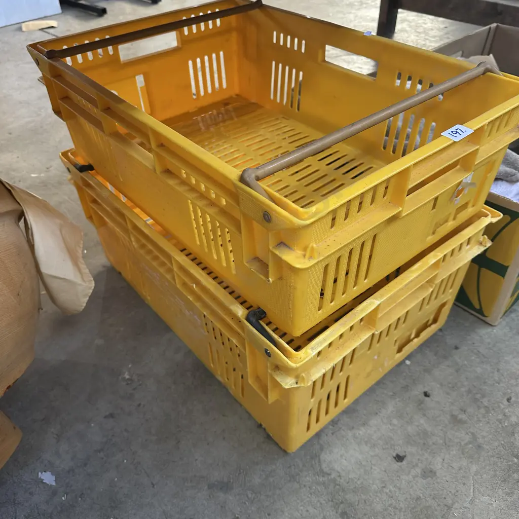 Two stackable vegetable bins Image 1++