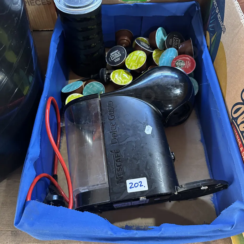 Coffee machine and milk frothier etc. Image 1++