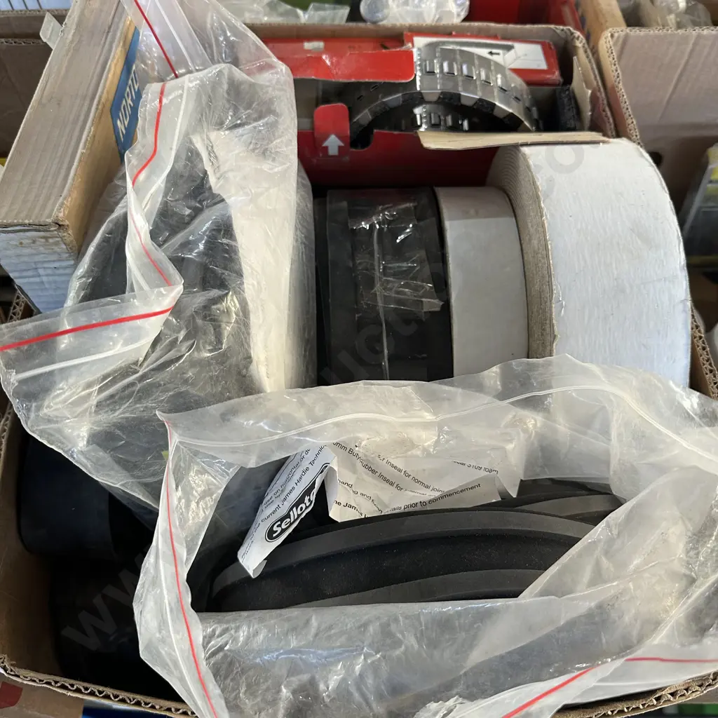 Metal cloth, unicollar, rubber inseal strip etc. Image 1++