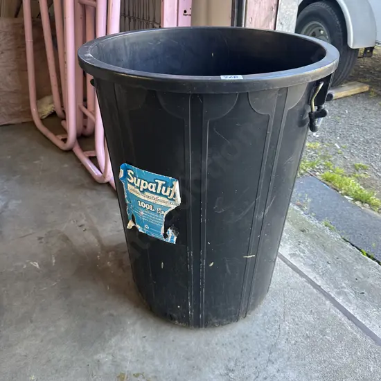 Large 100L bin.