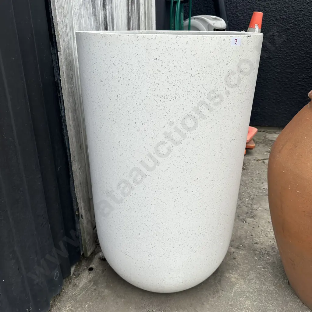 Large planter 900mm Image 1++