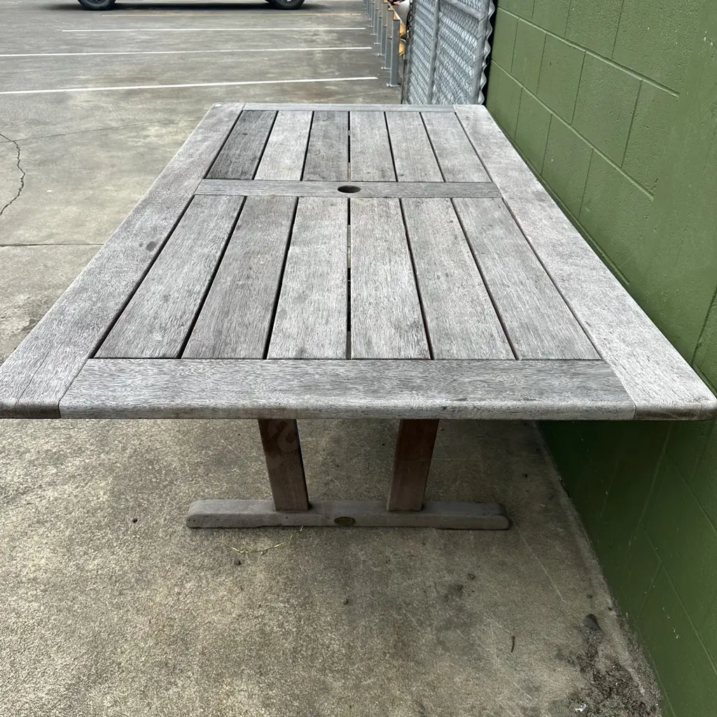 Devon table with 8 Peak Furniture chairs (more pics) Image 1++
