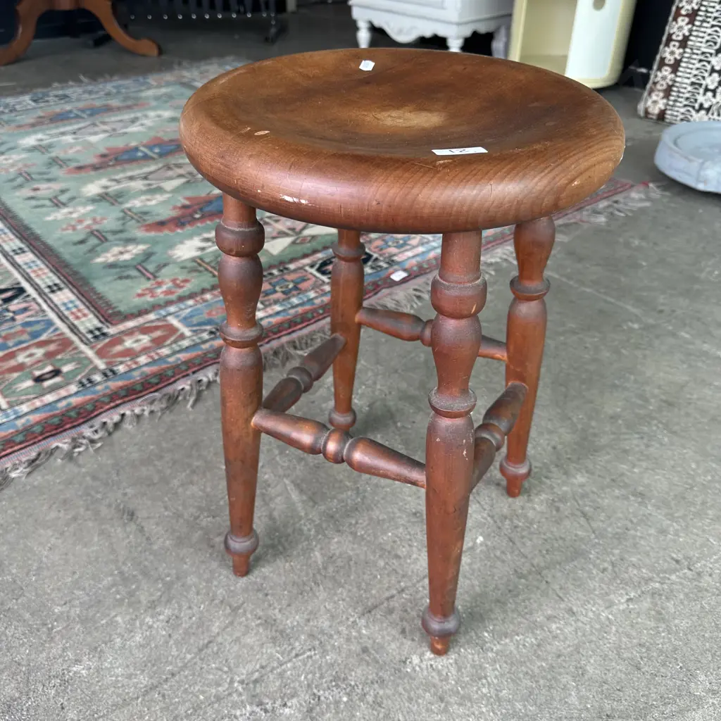 Kauri stool Image 1++