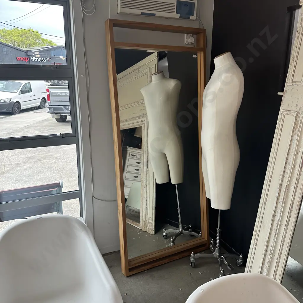 Wooden framed Full length mirror -slight damage Image 1++