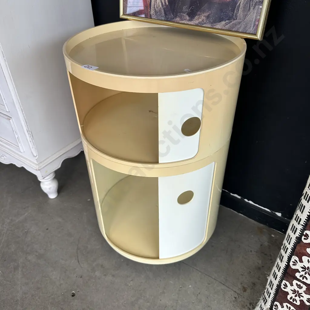 Kartell bedside Image 1++