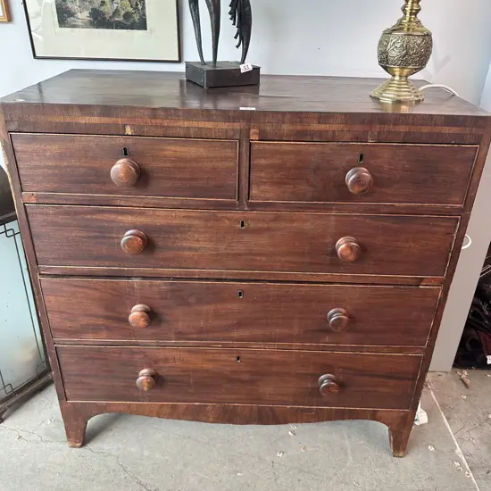 Antique chest of drawers