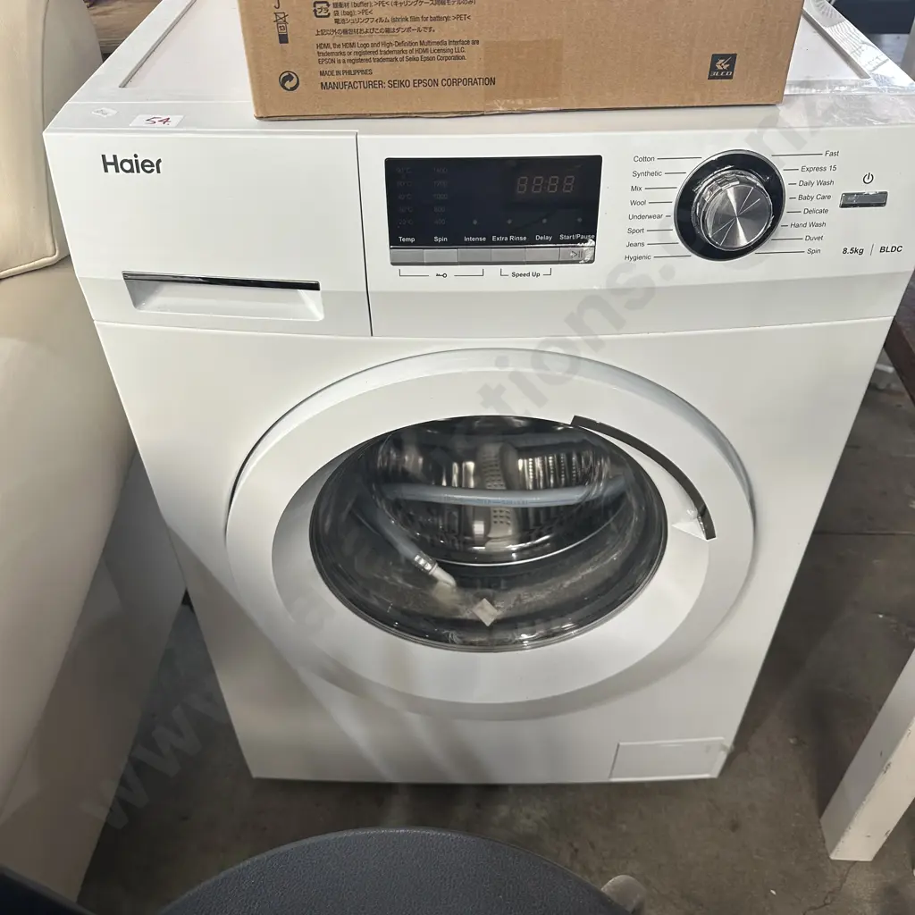 8.5kg auto washer Image 1++