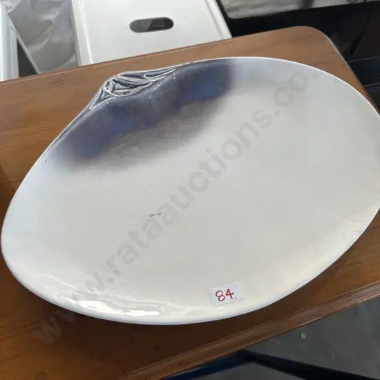 NZ pottery Pippi plater