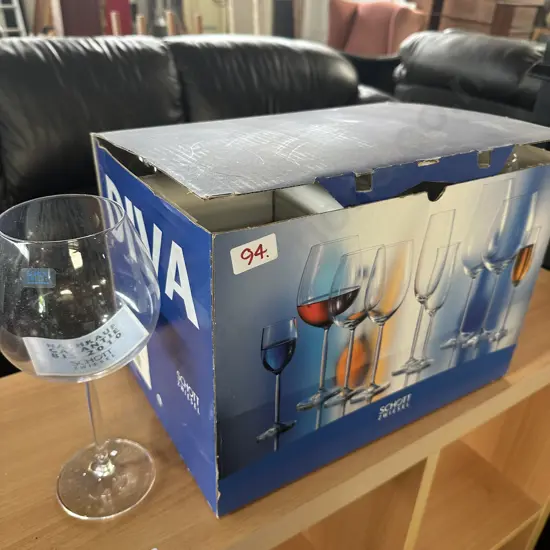 set 6 large red wine Schott glasses