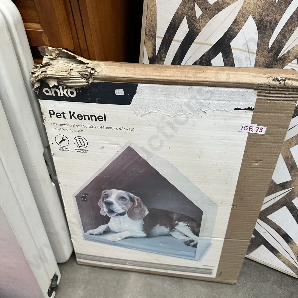 Pet Kennel. Image 1++