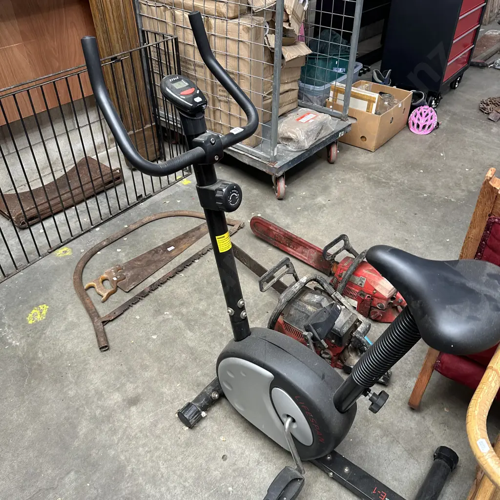 Exercise bike Image 1++