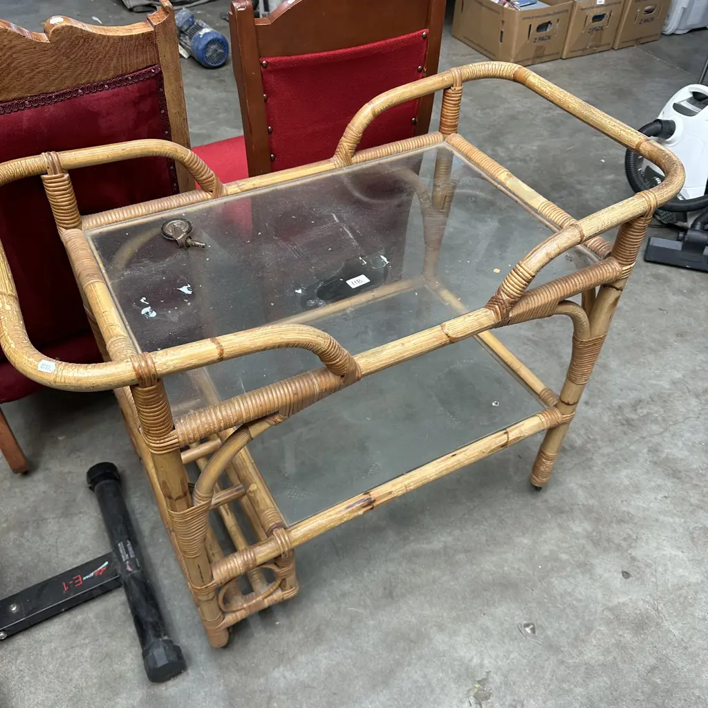 Cane and glass trolley Image 1++