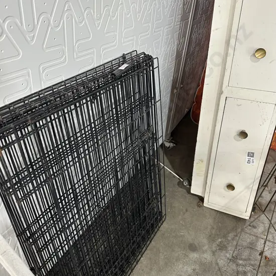 Dog crate