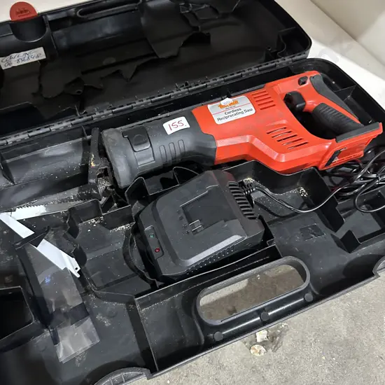 Tool shed saber saw, new but no battery